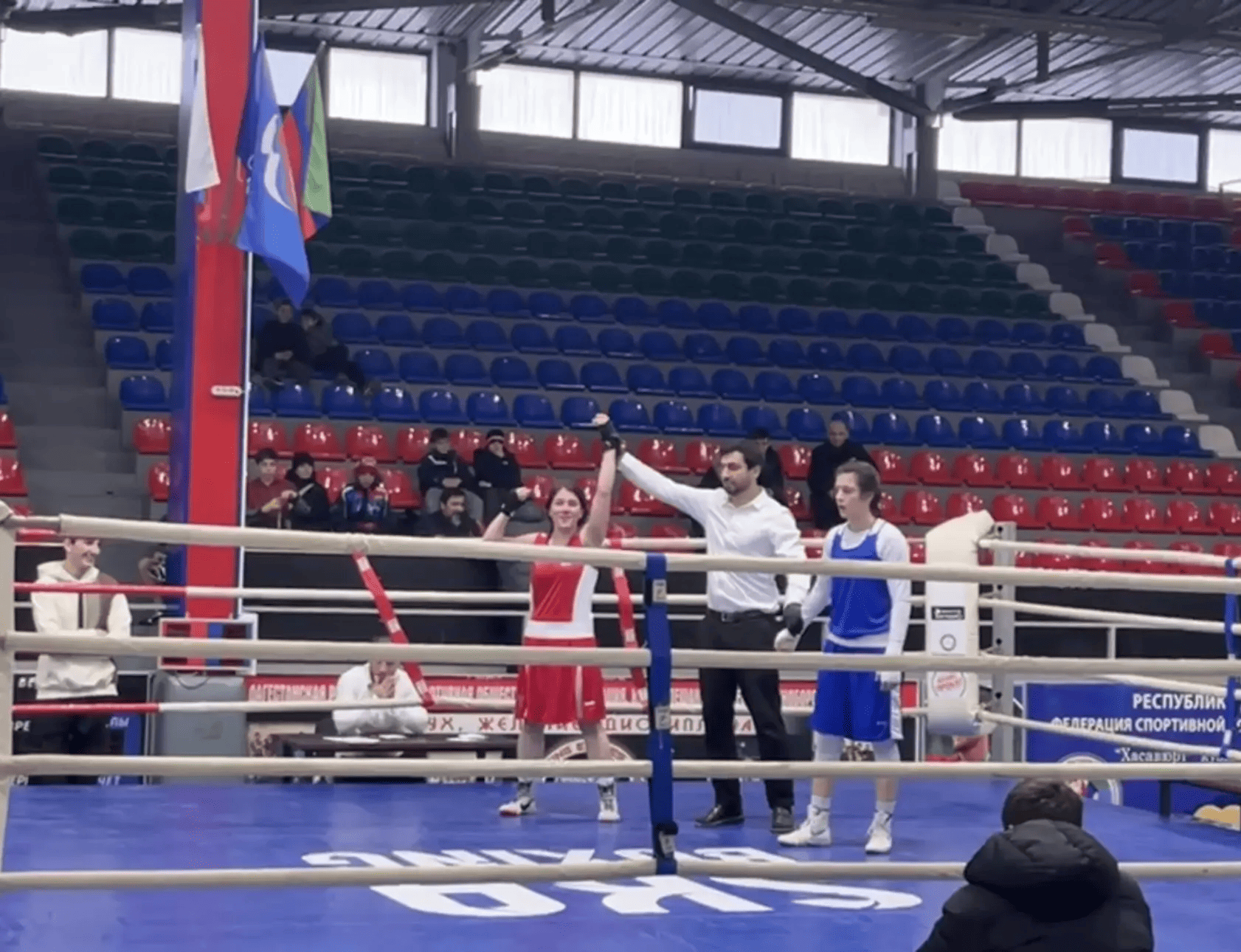 Воспитанница Детского дома №7 Металимова Раксана Юсуфовна завоевала 1 место на первенстве Республики Дагестан по боксу